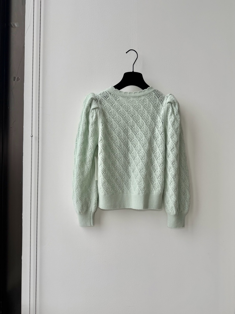 ALICE + OLIVIA
Cashmere Doris Cardigan - Picture 3 of 6